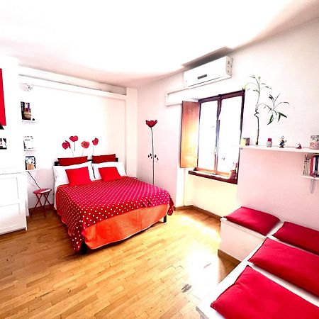 Lovely Studio Near Colosseum Рим Екстер'єр фото